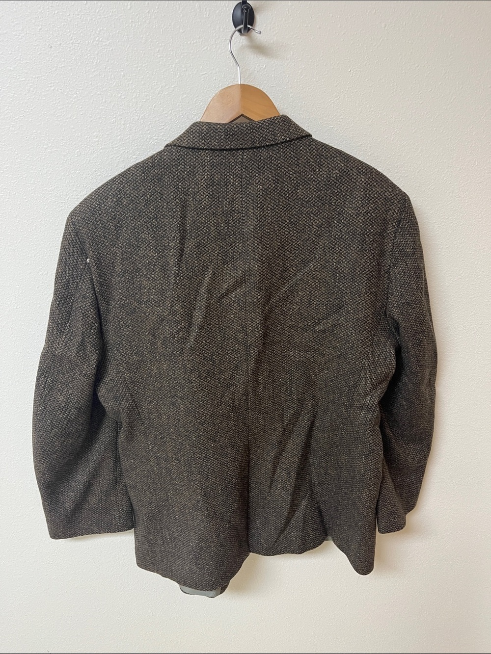 Woolrich Men's Brown Herringbone Wool Blazer fits size L, no size tag - Picture 2 of 3